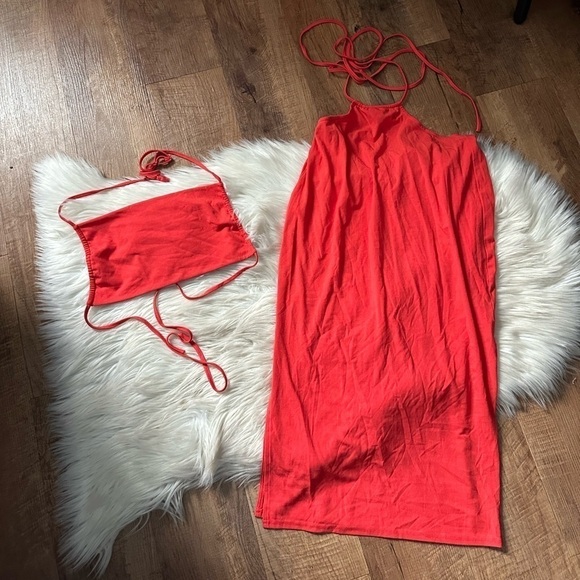 WEWOREWHAT Two Piece Midi Skirt Set - Picture 2 of 3